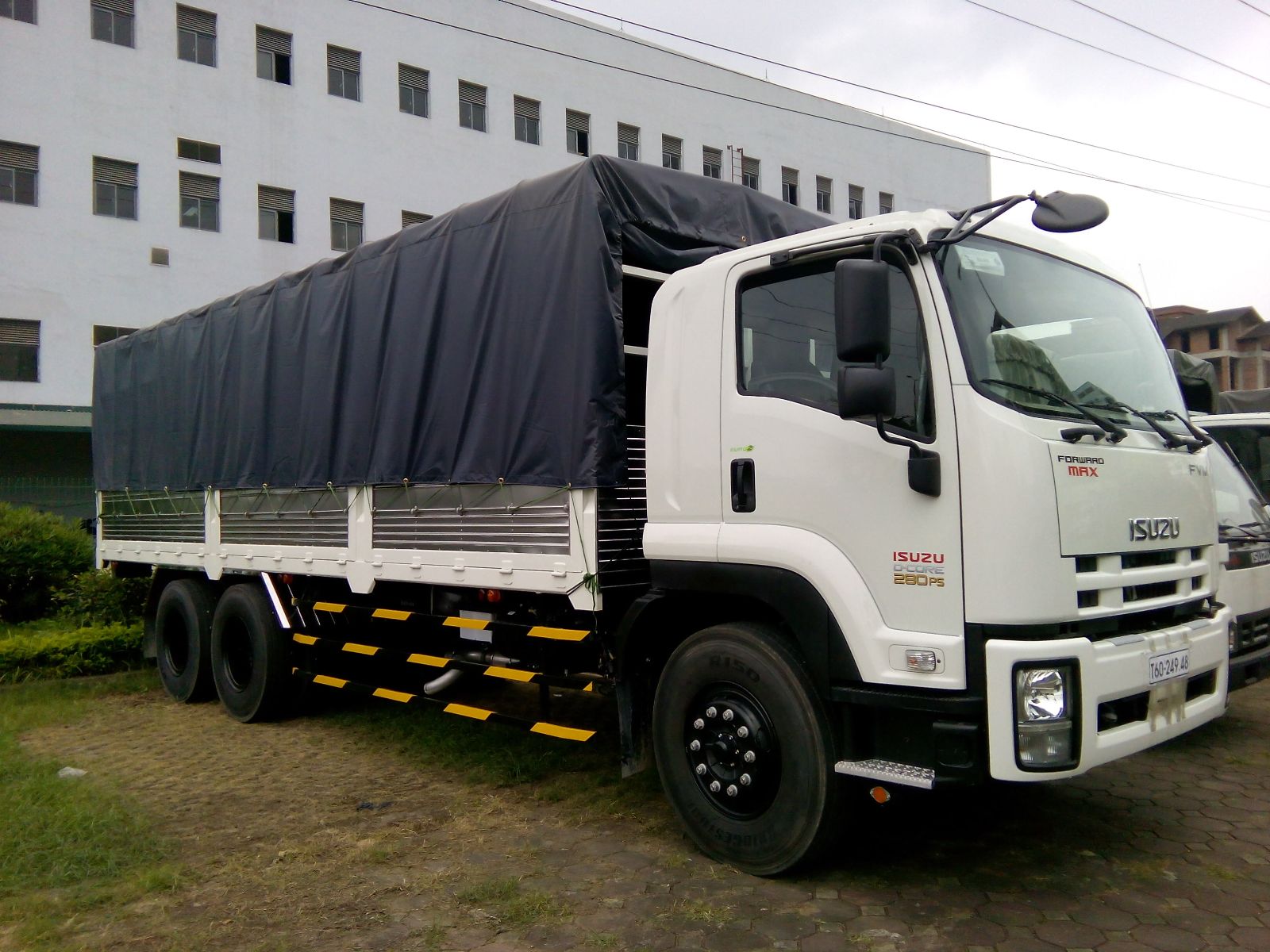 Xe tải Isuzu 15 tấn